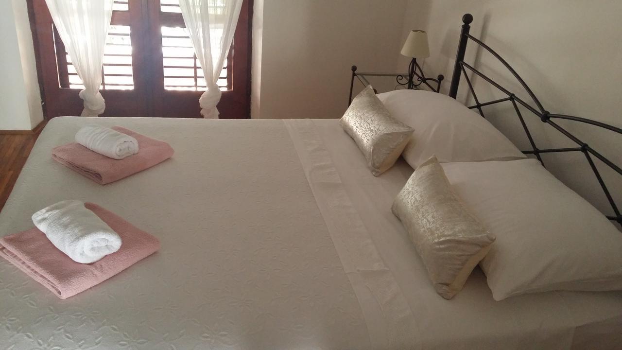 Sandra Hvar Apartament *